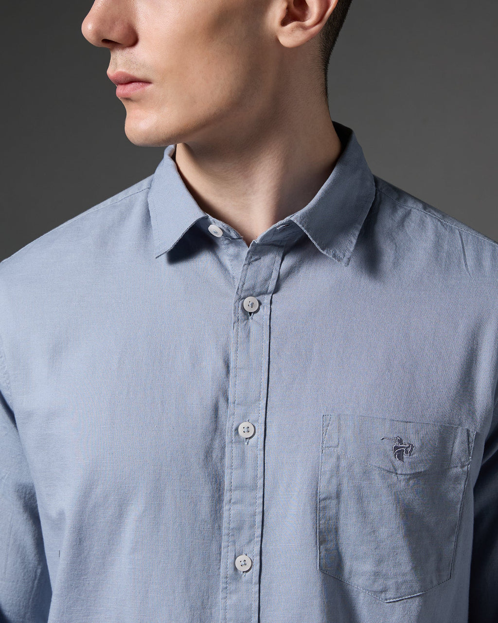 Cotton Linen Blend Shirt – Light Blue – alternate model view | Caddy Couture