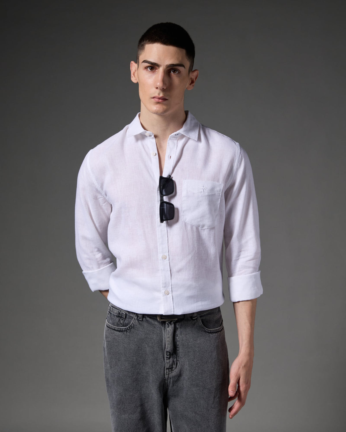 Pure Linen Shirt – White – alternate angle | Caddy Couture