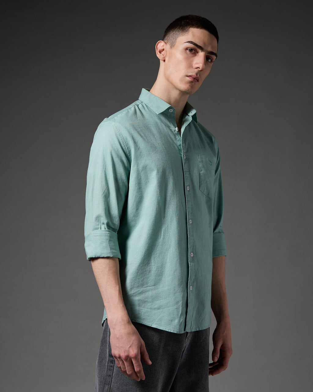 Cotton Linen Blend Shirt – Mint Green – editorial view | Caddy Couture