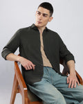 Linen Shirt – Black – fit view | Caddy Couture