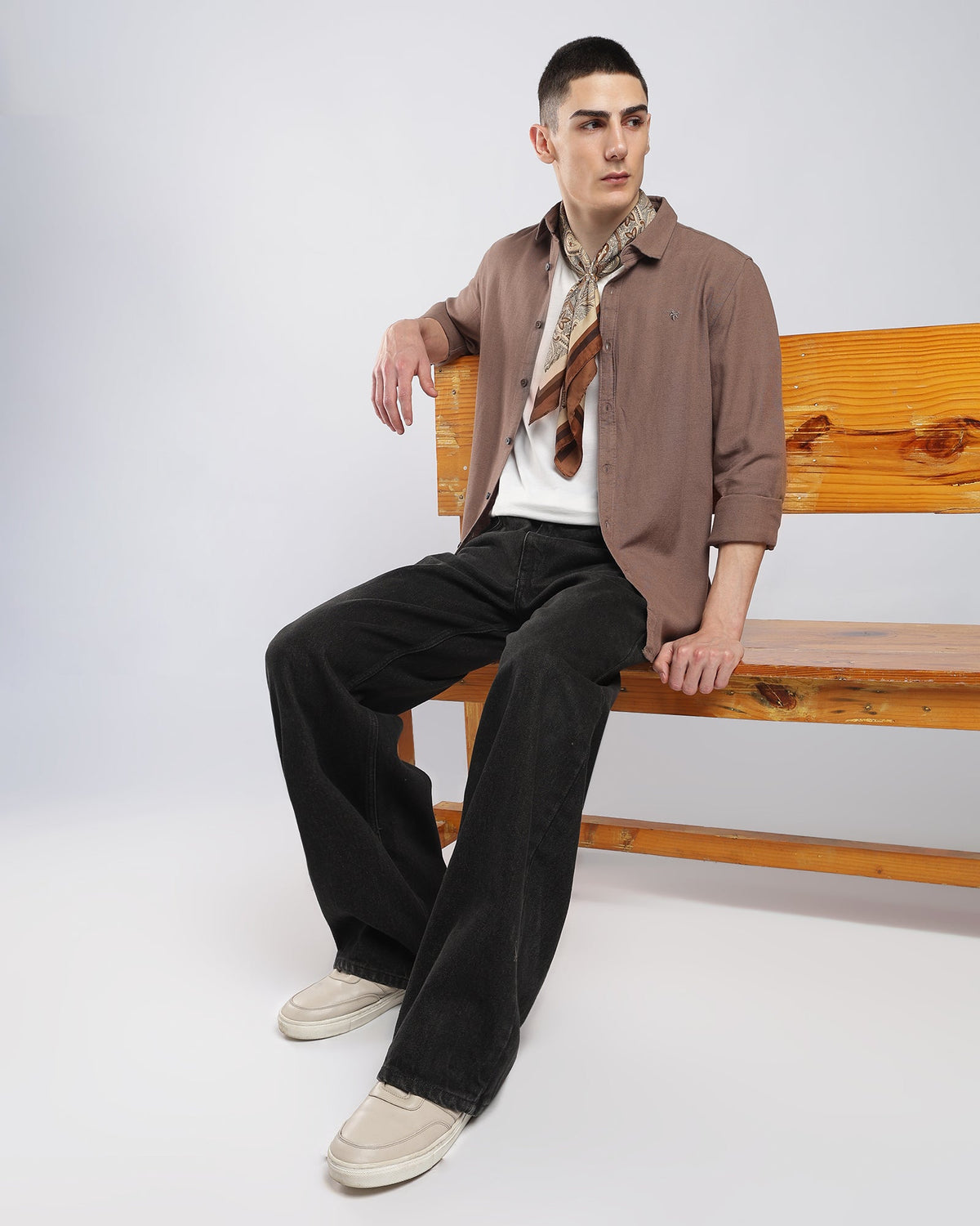 Linen Shirt – Taupe – alternate angle | Caddy Couture