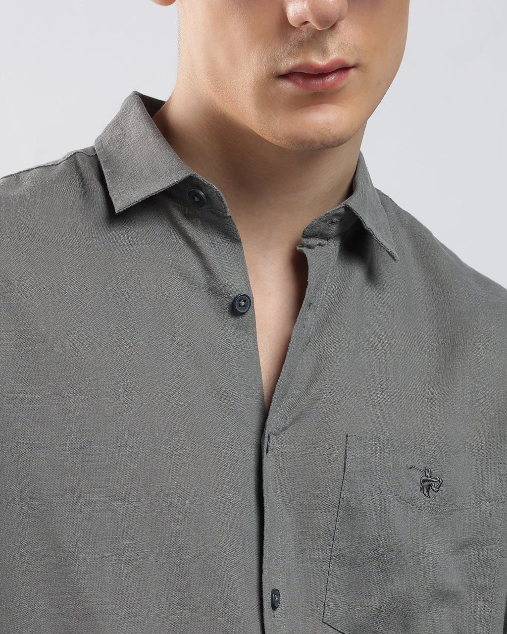 Pure Linen Shirt – Grey – alternate model view | Caddy Couture