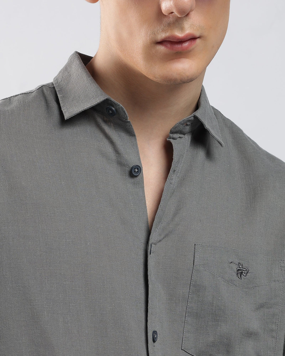 Pure Linen Shirt – Grey – alternate model view | Caddy Couture