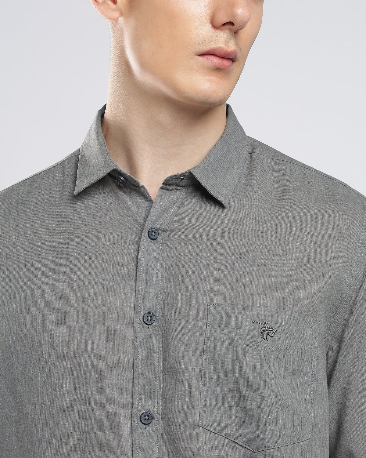 Pure Linen Shirt – Grey – fit view | Caddy Couture